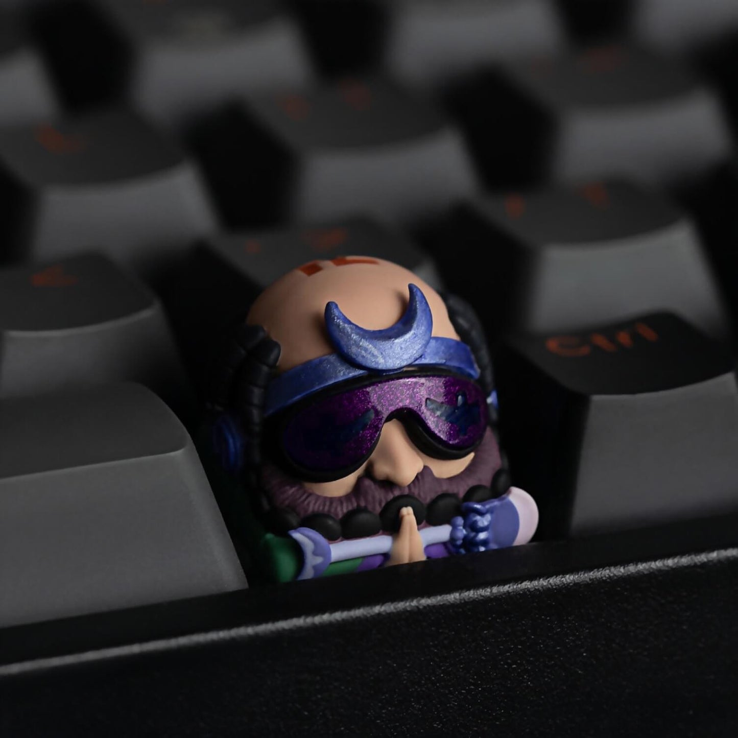 Cyberpunk Sha Wujing Sandy resin artisan keycap with purple visor and prayer beads by Keycapper.