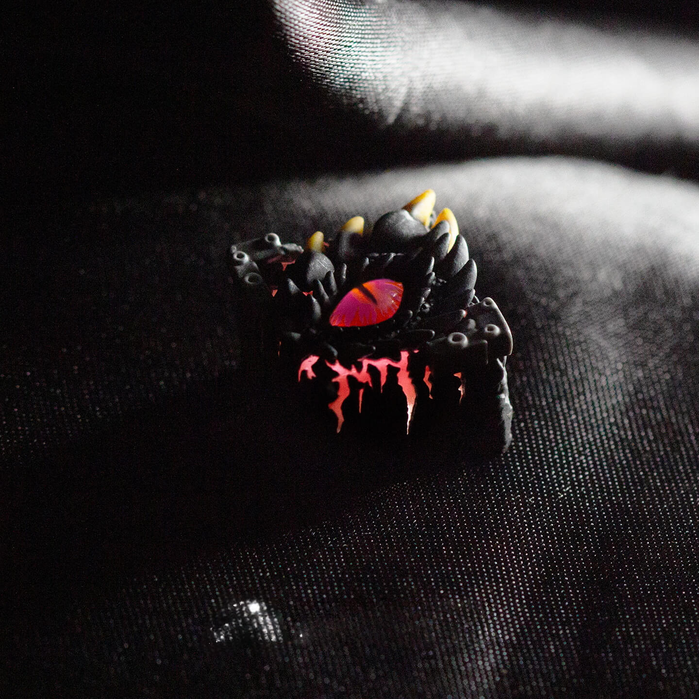 Dragon Eye Resin Keycap 